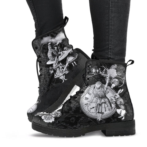 Combat Boots - Alice in Wonderland Gifts #52 Classic Series